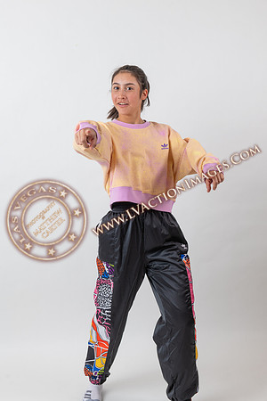 20221227-Valerie-32