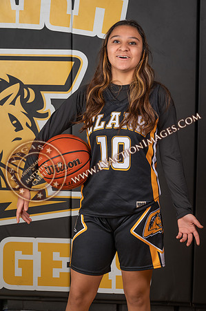 ClarkJVWomenBBall_035