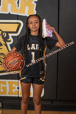 ClarkJVWomenBBall_049