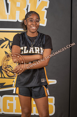 ClarkJVWomenBBall_173