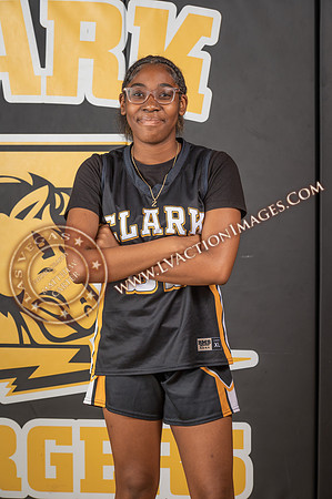 ClarkJVWomenBBall_175