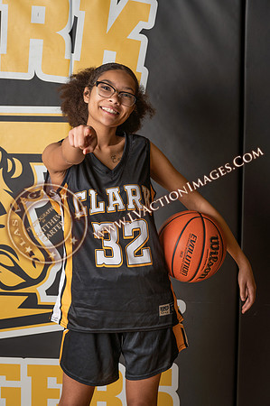 ClarkJVWomenBBall_188