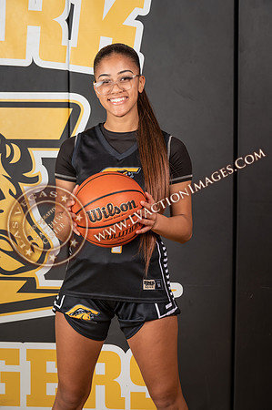 ClarkVarsityWomenBBall_050