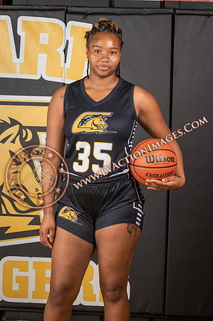 ClarkVarsityWomenBBall_067