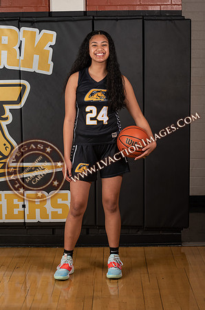 ClarkVarsityWomenBBall_118
