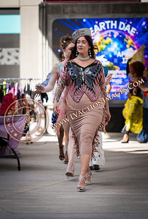 20260419_vangaudyhaus_EarthDae_0143