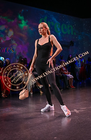 20250822-_BiteSized_ShoeFetish_305