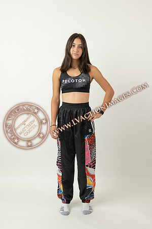 20221227-Valerie-1