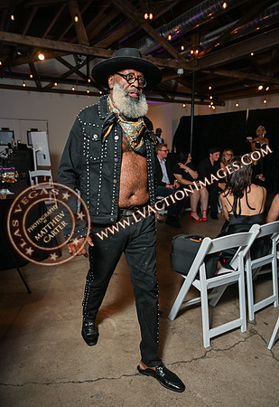 20250809-_40PlusDivasAndGents_320